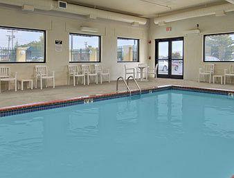 Ramada Fairview Heights 호텔 시설 사진